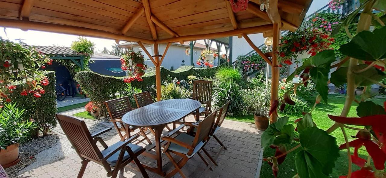 Hajnalka Vendeghaz Hotel Bük Buitenkant foto