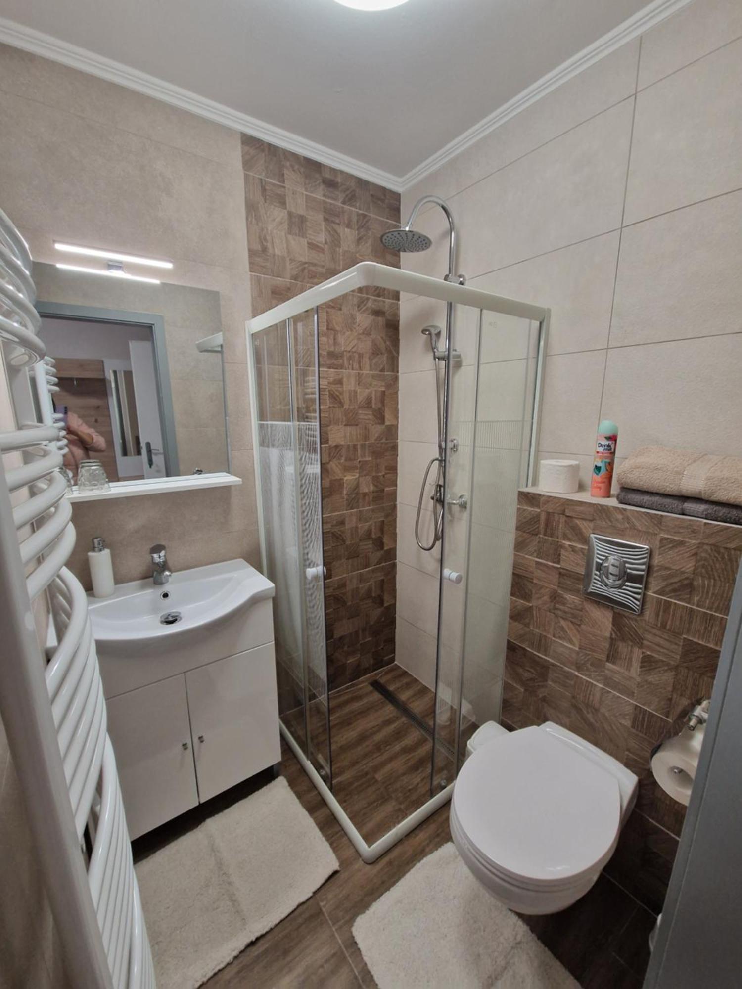 Hajnalka Vendeghaz Hotel Bük Buitenkant foto