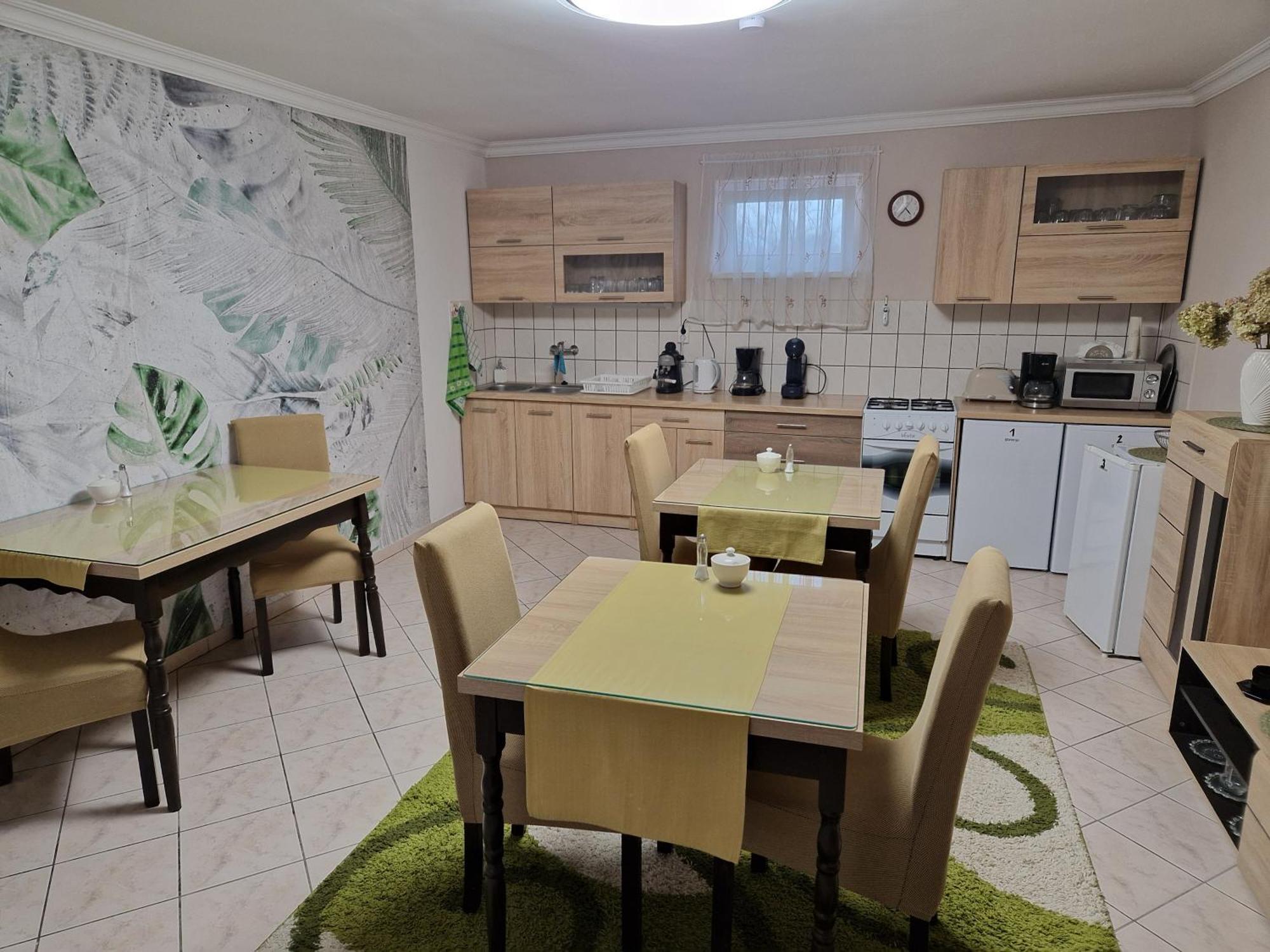 Hajnalka Vendeghaz Hotel Bük Buitenkant foto